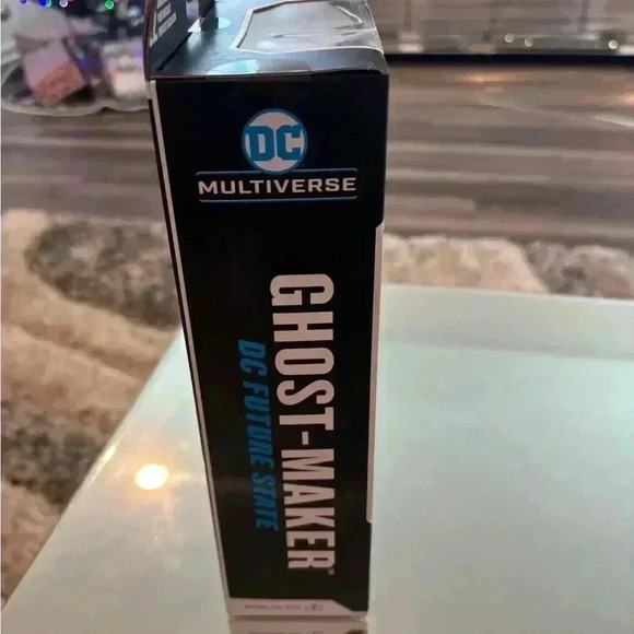 McFarlane Toys DC Universe Future State Ghost Maker7”Action Figure - Picture 3 of 9